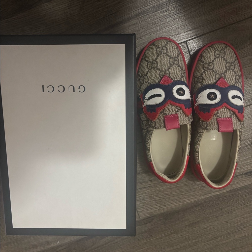 Gucci Kids Beige and Red Sneakers